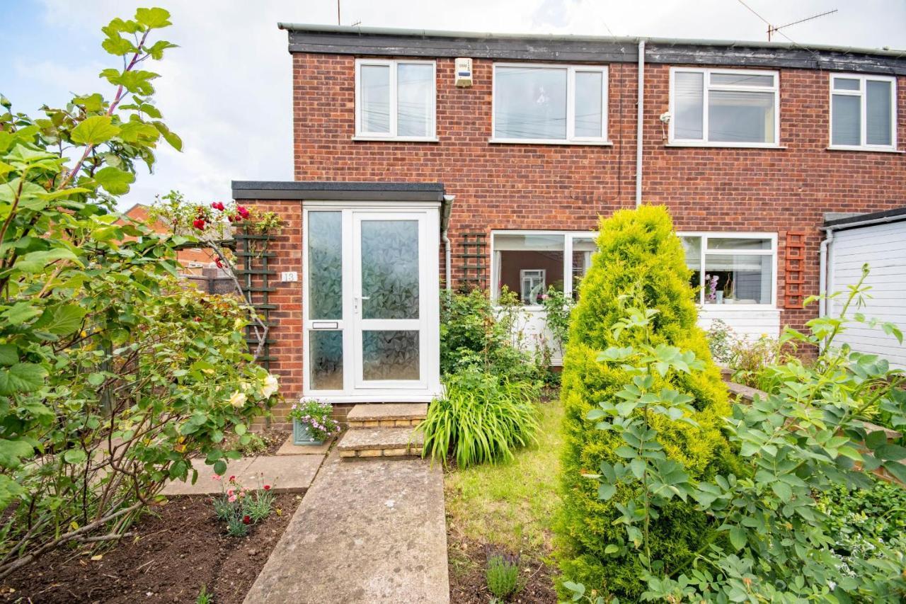3-Bedroom House With Garden, Conservatory, In Centre Of Worcester Zewnętrze zdjęcie